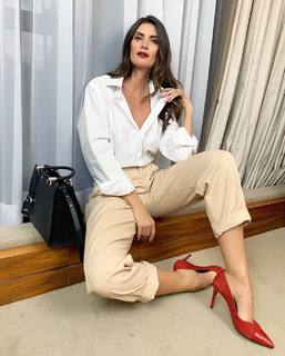 Isabella Fiorentino feet photo thumbnail