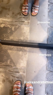 Isabella Fiorentino feet photo thumbnail