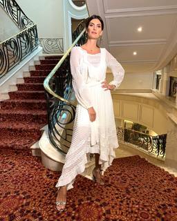 Isabella Fiorentino feet photo thumbnail