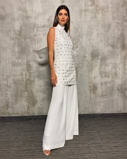 Isabella Fiorentino feet photo thumbnail