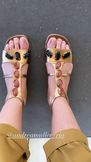 Isabella Fiorentino feet photo thumbnail