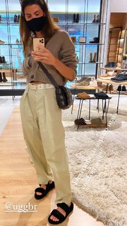 Isabella Fiorentino feet photo thumbnail