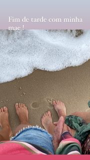 Isabella Fiorentino feet photo thumbnail