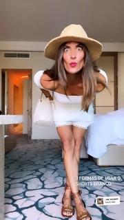 Isabella Fiorentino feet photo thumbnail