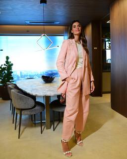 Isabella Fiorentino feet photo thumbnail