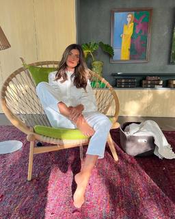 Isabella Fiorentino feet photo thumbnail