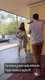 Isabella Fiorentino feet photo thumbnail