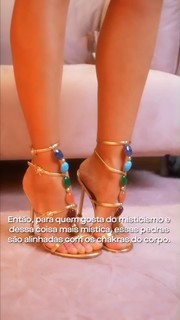 Isabella Fiorentino feet photo thumbnail