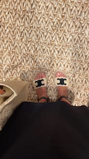 Isabella Fiorentino feet photo thumbnail