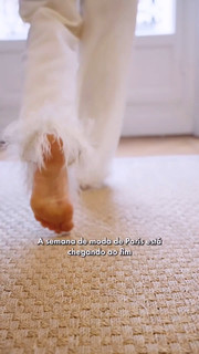 Isabella Fiorentino feet photo thumbnail