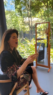 Isabella Fiorentino feet photo thumbnail