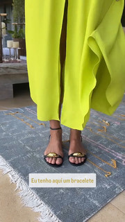 Isabella Fiorentino feet photo thumbnail