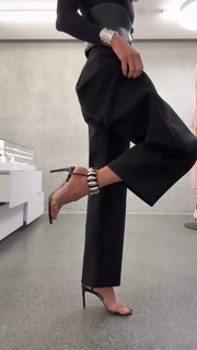 Isabella Fiorentino feet photo thumbnail