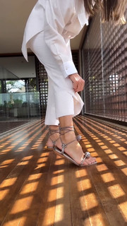 Isabella Fiorentino feet photo thumbnail