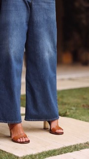 Isabella Fiorentino feet photo thumbnail