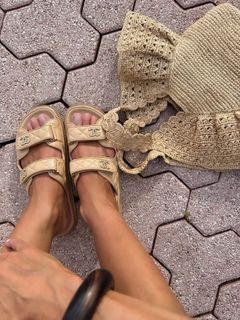 Isabella Fiorentino feet photo thumbnail