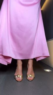 Isabella Fiorentino feet photo thumbnail