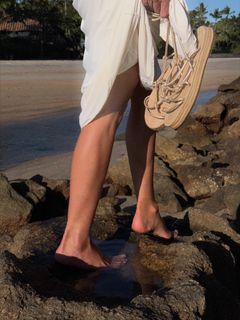 Isabella Fiorentino feet photo thumbnail