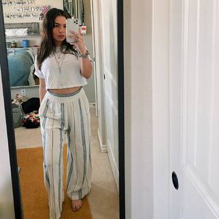 Isabella Gomez feet photo 19