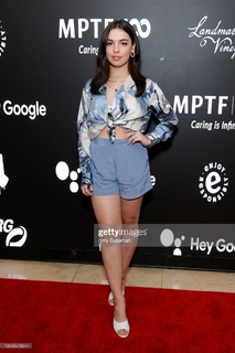 Isabella Gomez feet photo 12