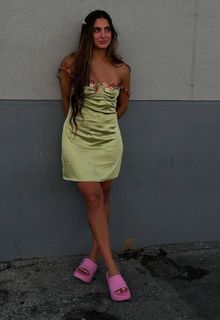 Isabella Ladera feet photo 8
