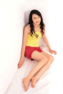 Isabella Leong feet photo 6