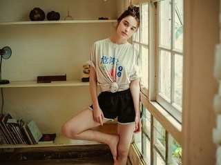 Isabella Moreira feet photo 8