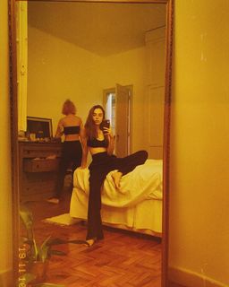 Isabella Moreira feet photo 20