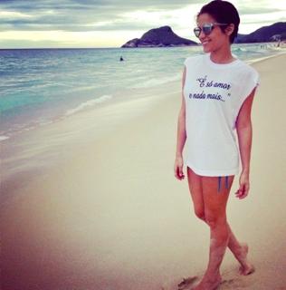 Isabella Santoni feet photo thumbnail