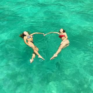 Isabella Santoni feet photo thumbnail