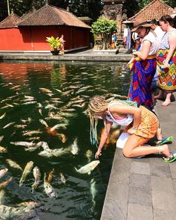 Isabella Santoni feet photo thumbnail