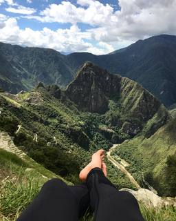 Isabella Santoni feet photo thumbnail