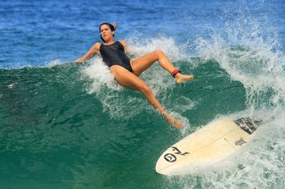 Isabella Santoni feet photo thumbnail