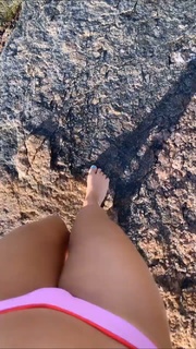 Isabella Santoni feet photo thumbnail