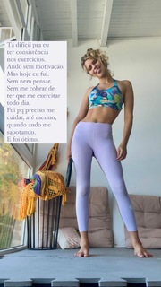 Isabella Santoni feet photo thumbnail