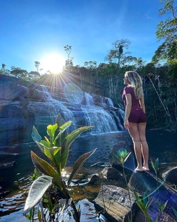 Isabella Santoni feet photo thumbnail