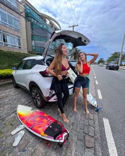Isabella Santoni feet photo thumbnail