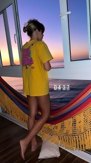 Isabella Santoni feet photo thumbnail