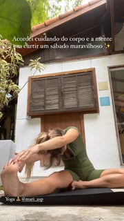 Isabella Santoni feet photo thumbnail