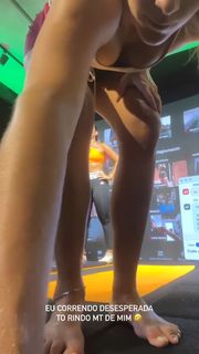 Isabella Santoni feet photo thumbnail