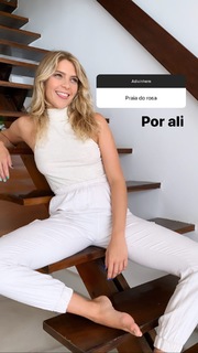 Isabella Santoni feet photo thumbnail