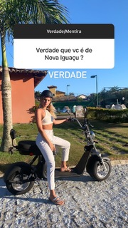 Isabella Santoni feet photo thumbnail