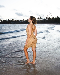 Isabella Santoni feet photo thumbnail