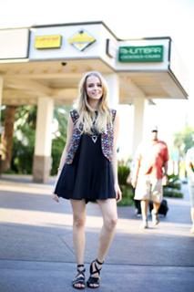 Isabella Scherer feet photo 13