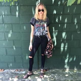 Isabella Scherer feet photo 18