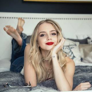 Isabella Scherer feet photo 5