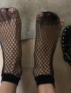 Isabella Scherer feet photo 3