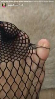 Isabella Scherer feet photo 2