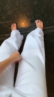 Isabella Scherer feet photo 9