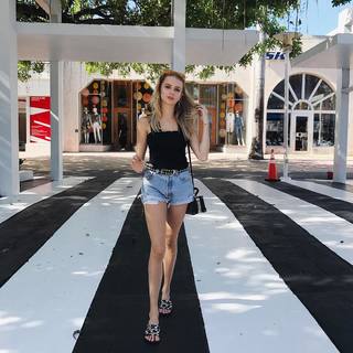 Isabella Scherer feet photo 4